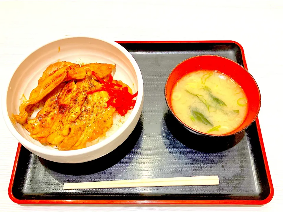 十勝豚丼|akopeko ◡̈⋆さん