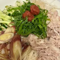 梅じそ豚しゃぶ具だくさんそうめん🥰|ゆきぽよ婆さん