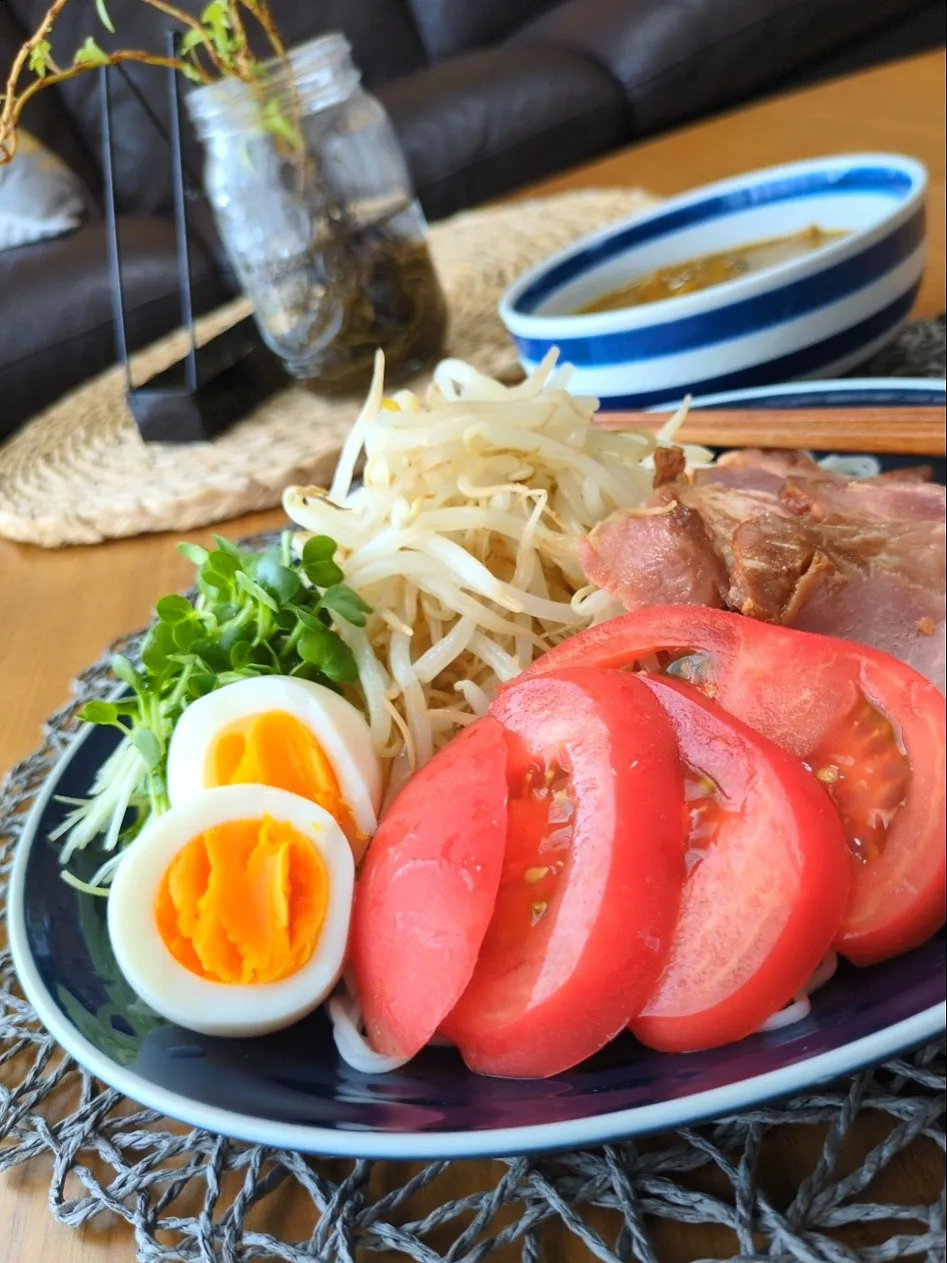 冷やしｶﾚｰつけそうめん|まりおさん