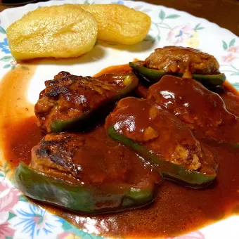 Snapdishの人気料理写真:肉詰めピーマン