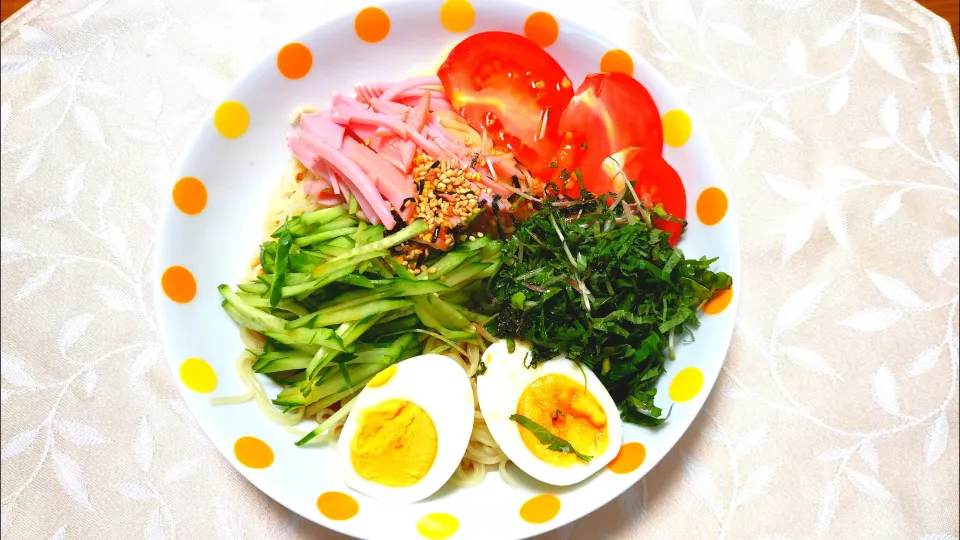 7/5のお昼ごはん
冷やし中華🎐はじめました🤭|卯月さん