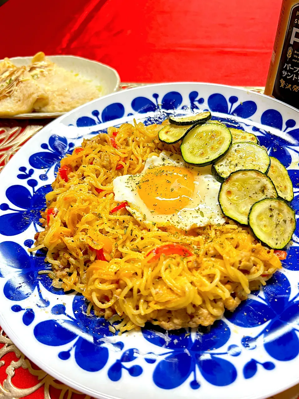 とろ卵ダブルビネガークリーム焼きそば|からあげさん