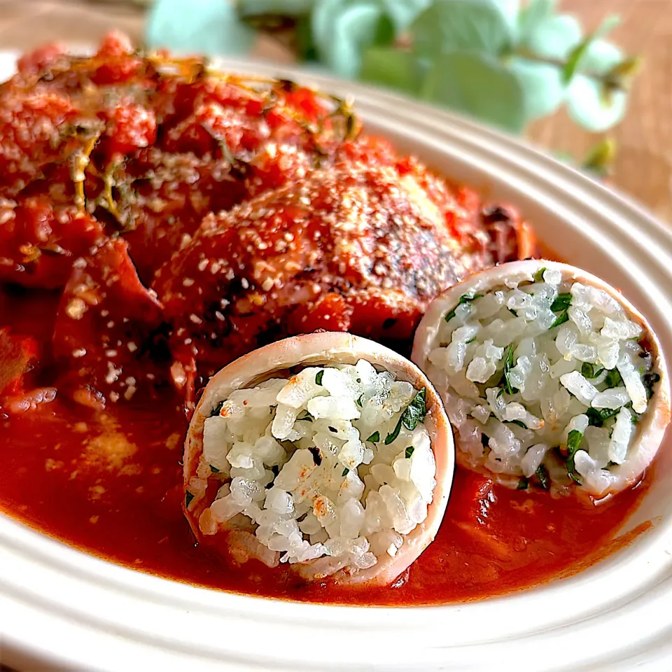 ヤリイカのパセリごはん詰めトマト煮|みずほさん