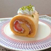 いちごのロールケーキ|はちみつポルコさん