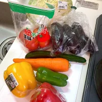 スーパー「ヤマナカ」さんで各種お野菜を買い、|なびさん
