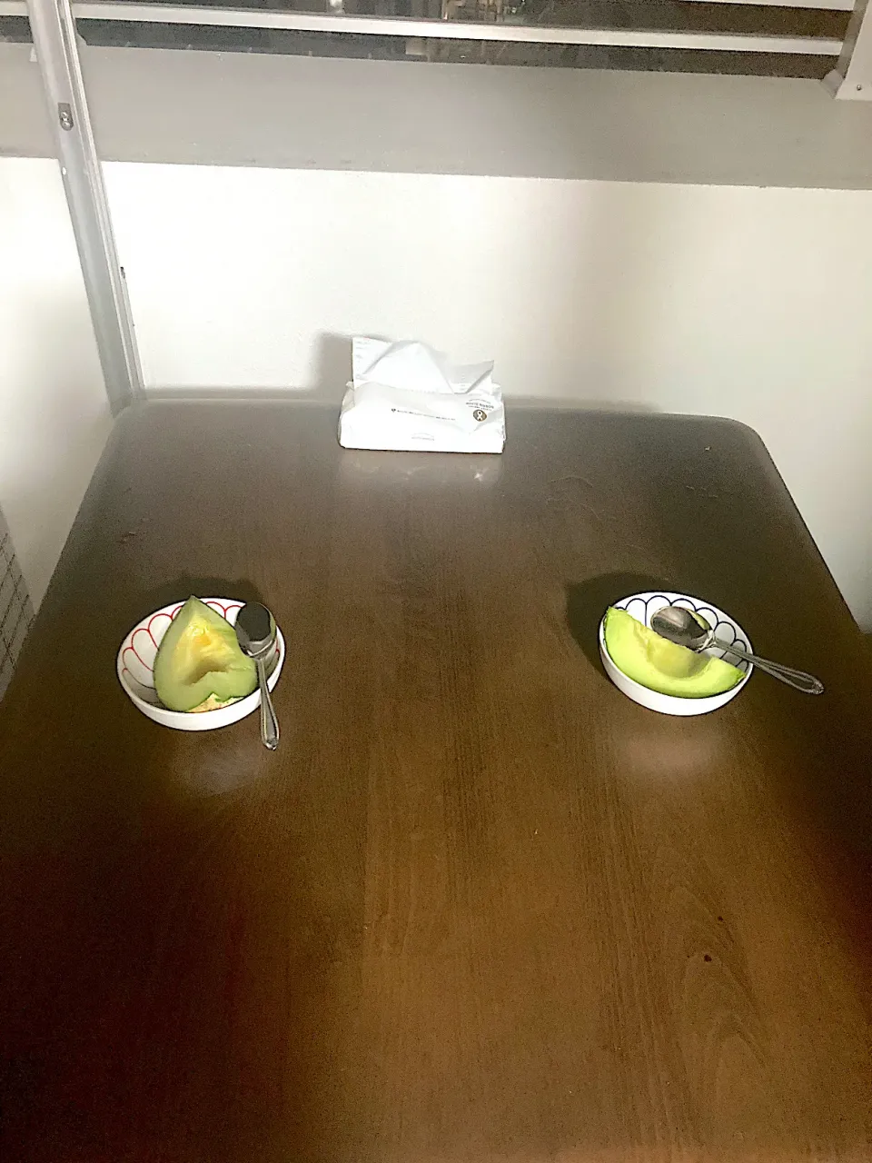 デザートにメロンをいただきます|なびさん