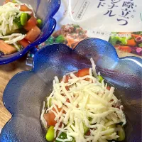 夏のコロコロサラダ🥗チーズ乗せ🧀