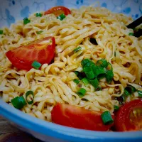 寝る前のチキンラーメン|ご飯はん♪さん