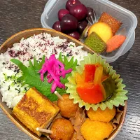 鶏団子弁当| 雑草シェリーさん