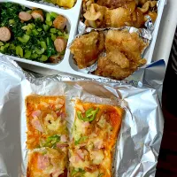 唐揚げ弁当　&  朝ピザトースト|あーやーさん