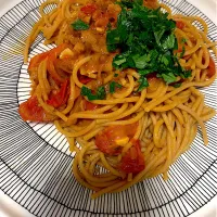 Spaghetti con acciughe pomodoro fresca
アンチョビとフレッシュトマトのスパゲッティ