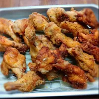 骨付き肉🐔✨カリカリ揚げ✨| まなみさん