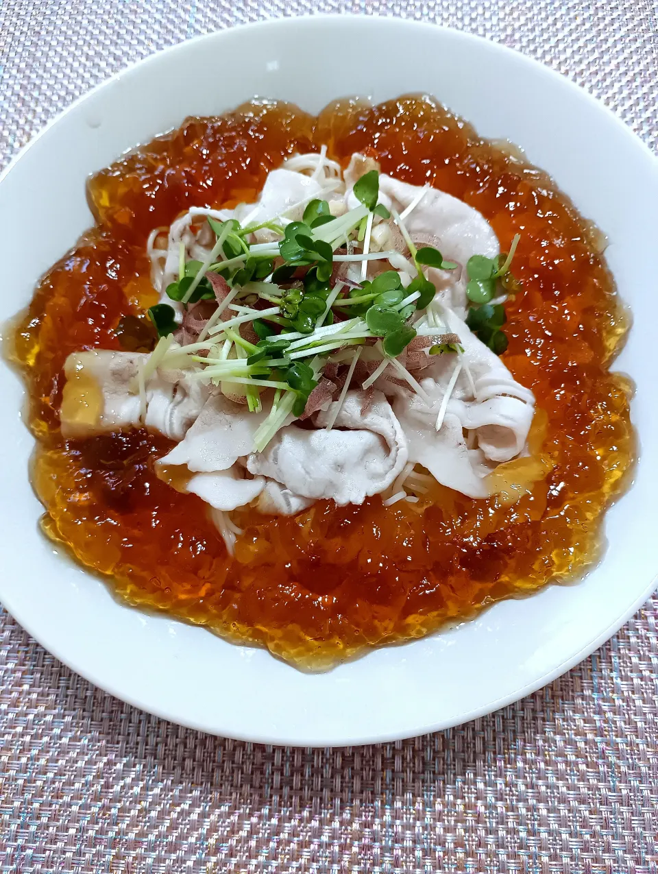 冷しゃぶと醤油のジュレのおそうめん|あやもこさん