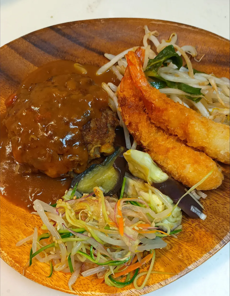 カレーハンバーグ|しのてらさん