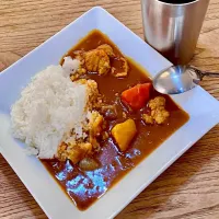 「味覇の青缶を使ってみた」
久しぶりにカレーライス🍛
海鮮出汁を使ってみた
ツナサラダを添えて晩ごはん|ばくあんしゃさん