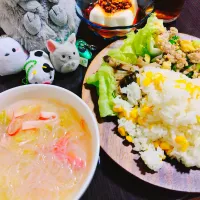とうもろこしご飯、キャベツとカニカマと春雨のスープ、ピーマンとひき肉炒め、キノコのオイル煮| サトリさん