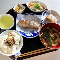 鯛の味噌漬け定食
