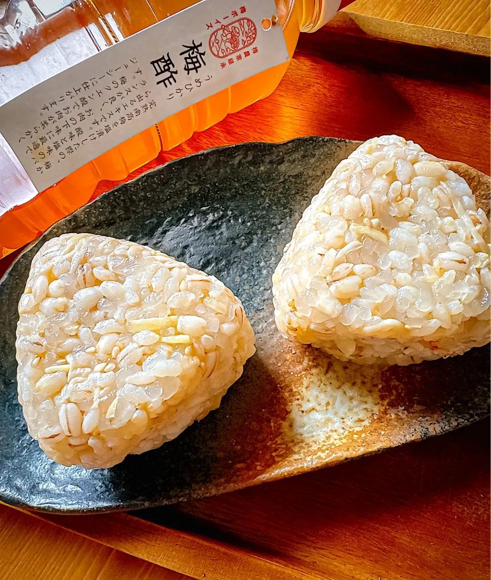 🍙新生姜とえのきの梅酢炊き込みごはん🍙|にゃんぺこさん