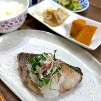 ぶりのソテーおろしぽん酢添え|ゆりちさん