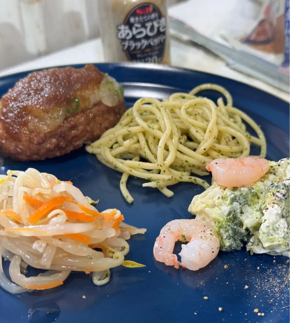 大根おろしハンバーグ7/9朝食|🐧ペンギン2さん