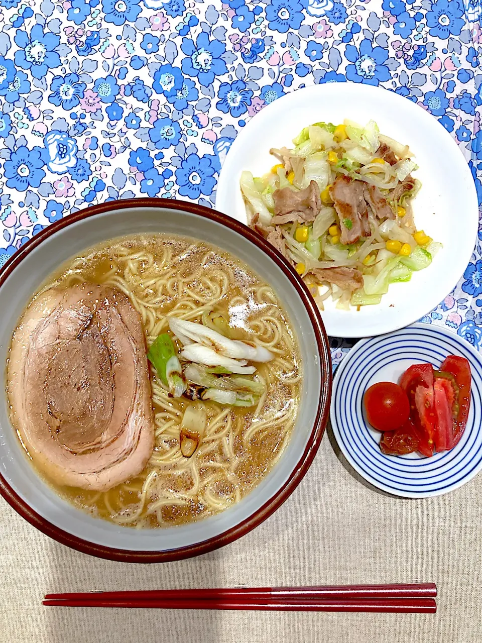 マルタイラーメンと野菜炒め|おしゃべり献立さん