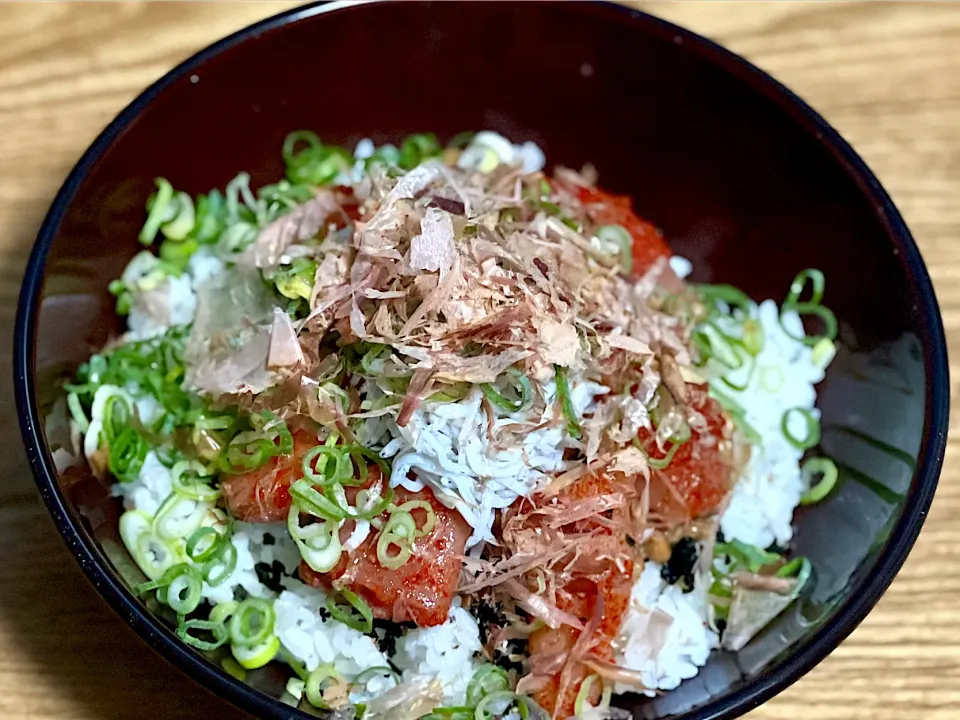☆しらす明太子納豆丼|まぁたんさん