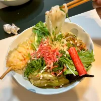 冷やしうどん
主役はナスの焼き浸し。山盛りの具沢山で。|Takeshi  Nagakiさん