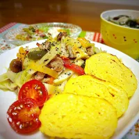 娘へ。野菜炒め＆卵焼き。|tonaさん