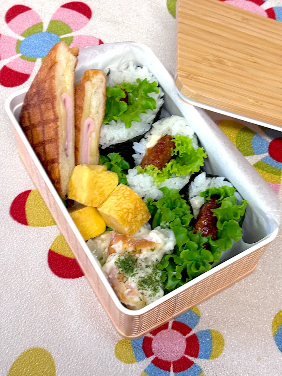 おにぎり弁当|Chiharϋnさん