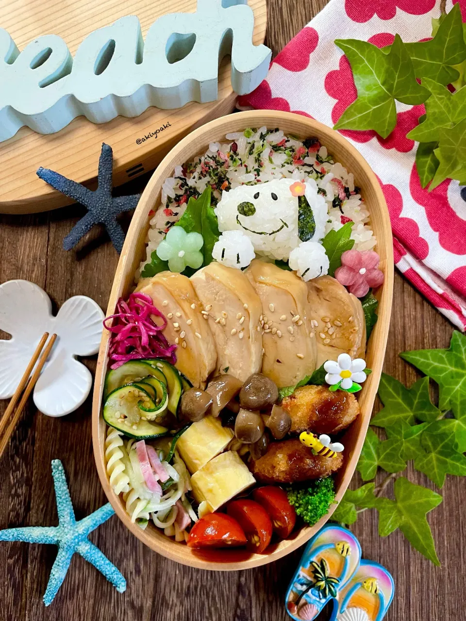 スヌーピーロールチキン弁当|Akiyoෆ¨̮⑅さん