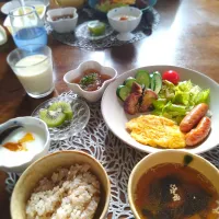 朝ごはん🌅！|まめころさん