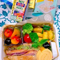 2025/07/10 手作りバゲットでカスクート弁当|Blueberry🫐さん