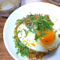 7/9実家でお昼ごはん
鶏そぼろのっけ焼きそば|卯月さん