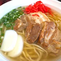 沖縄そば　うまんちゅ天馬|あべたかひろさん
