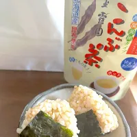 塩、昆布茶おにぎり|山口さんさん