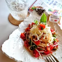 フレッシュサルサの冷製パスタ