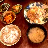 晩ごはん♯麻婆豆腐♯キャロットラペ|小松菜さん