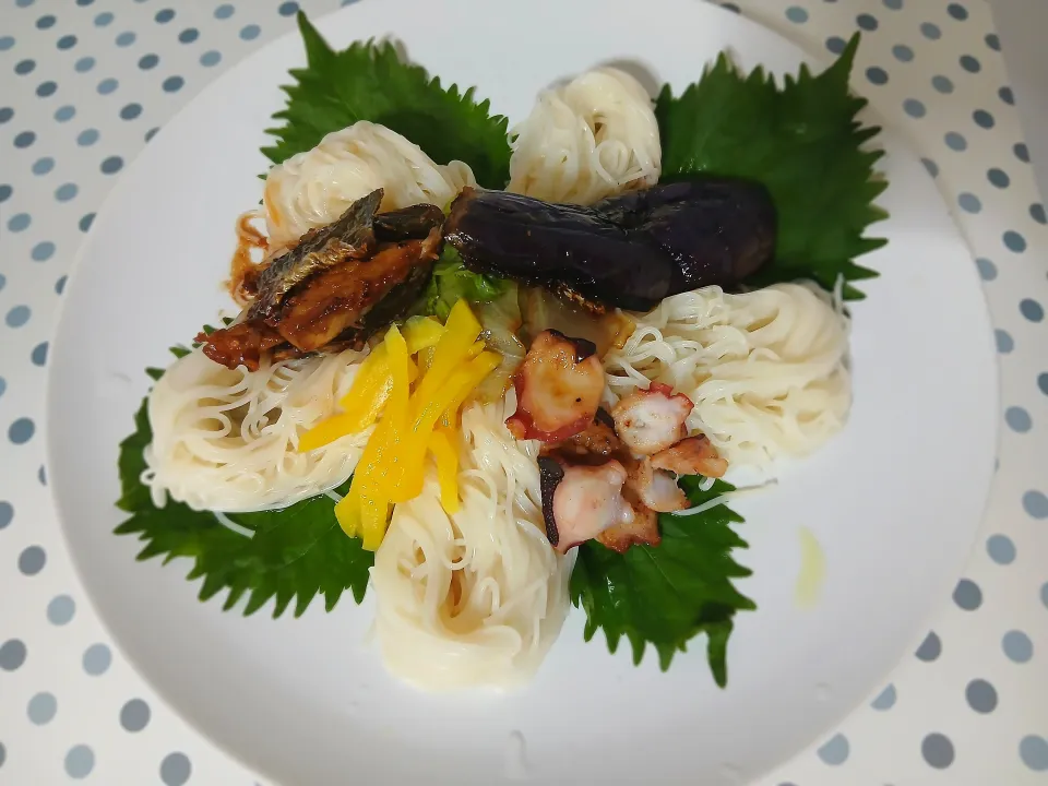 魚嫌いでもこーすりゃ食べれる素麺ｄ(*｀･(エ)･´*)ｂ✨|ぽんすけさん