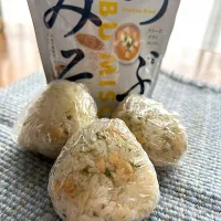 我が家の定番おにぎり🍙| kiroさん