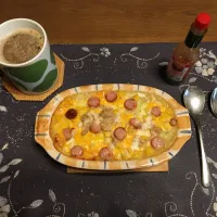 3種のチーズのオートミールツナコーンミートグラタン、ホットコーヒー、冷茶(朝ご飯)| enarinさん