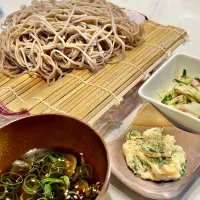 薬味たっぷりざる蕎麦。