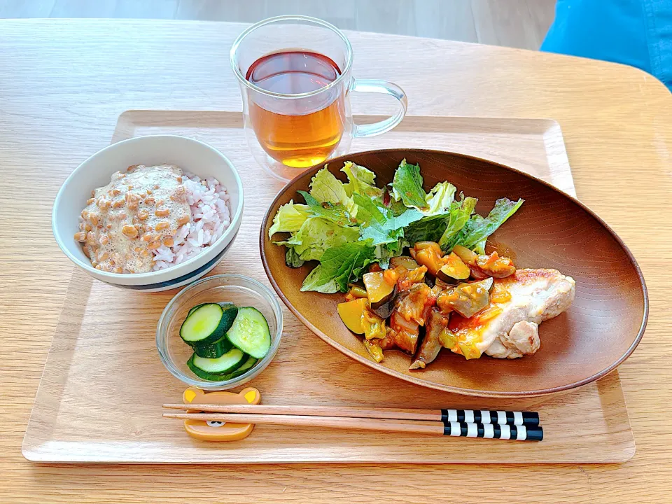 チキンソテーの夏野菜のラタトゥイユ添え|ライラックマさん