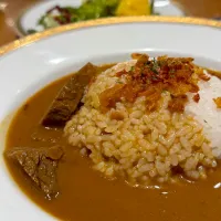 丸福カレー🍛| 女神さん