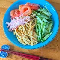 夏はやっぱり冷やし中華🍜🎐| まゆめろさん