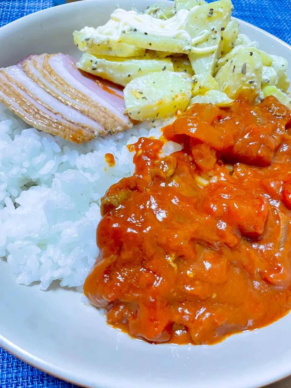 ハヤシライスとジャーマンポテト|kazzz3さん