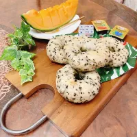 もっちり黒胡麻ベーグル🥯|ショコラさん