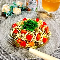 オイル牡蠣とトマトの冷製ジェノベーゼパスタ| まめもにおさん