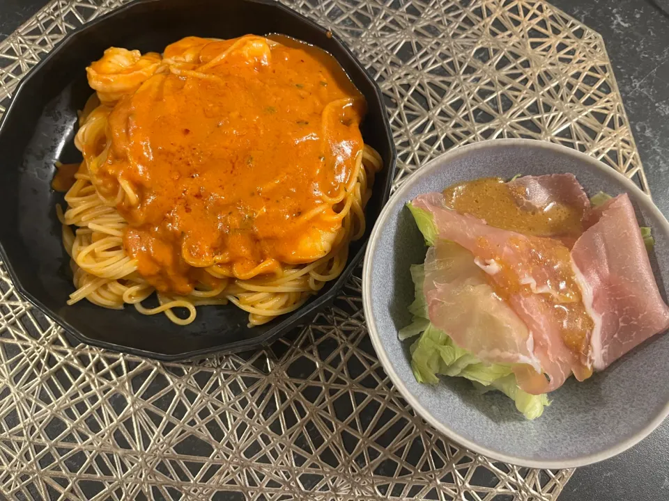 エビのトマトクリームパスタ|たこさん