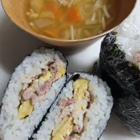 ☆昼☆簡単に野菜スープとおにぎらず|ｼｮｺﾗさん