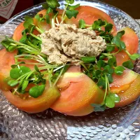 トマト　シーチキンサラダ🥗|ヒロミ🏝🏝🏝🌺🏄🌊🐬🏄‍♀️🏄‍♂️🍹🐠👙🌺さん